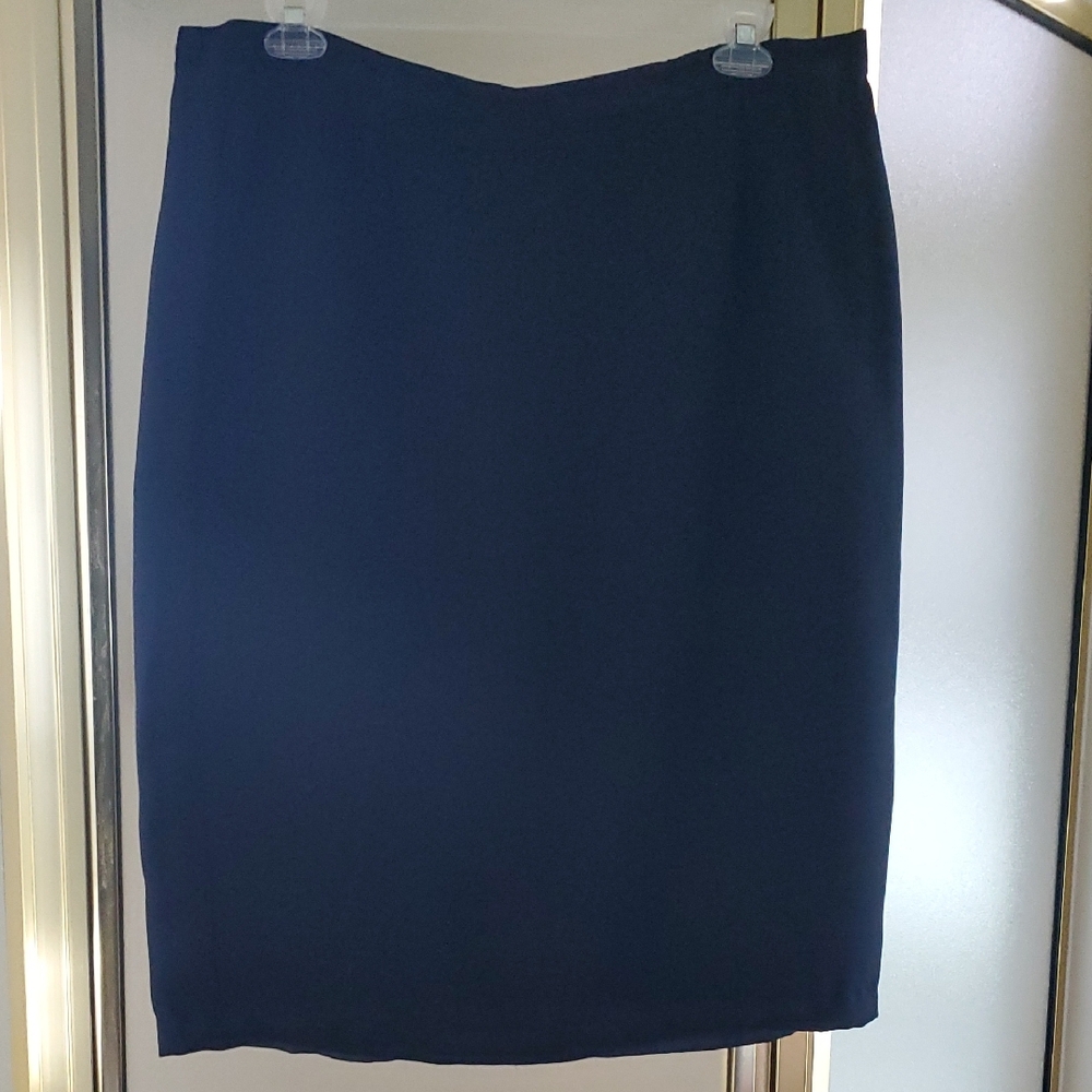 Black Knee-length Pencil Skirt for Work